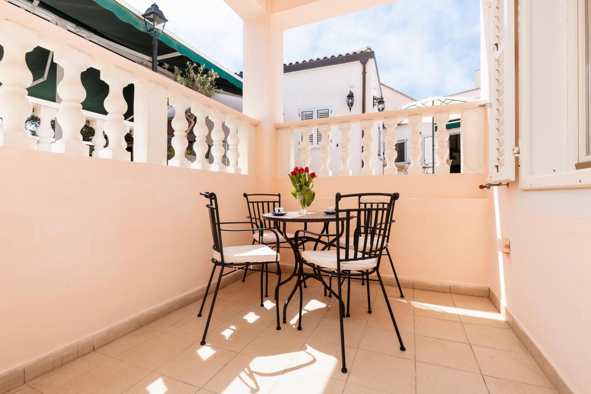 Villa Cassia Mali Lošinj Esterno foto